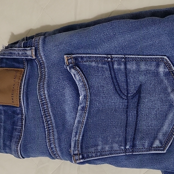 2 pairs American eagle jeans - Picture 10 of 15